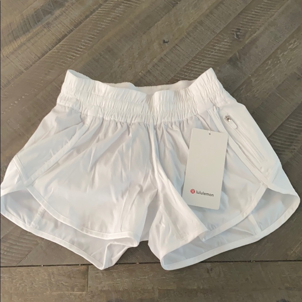 Lululemon Traker shorts